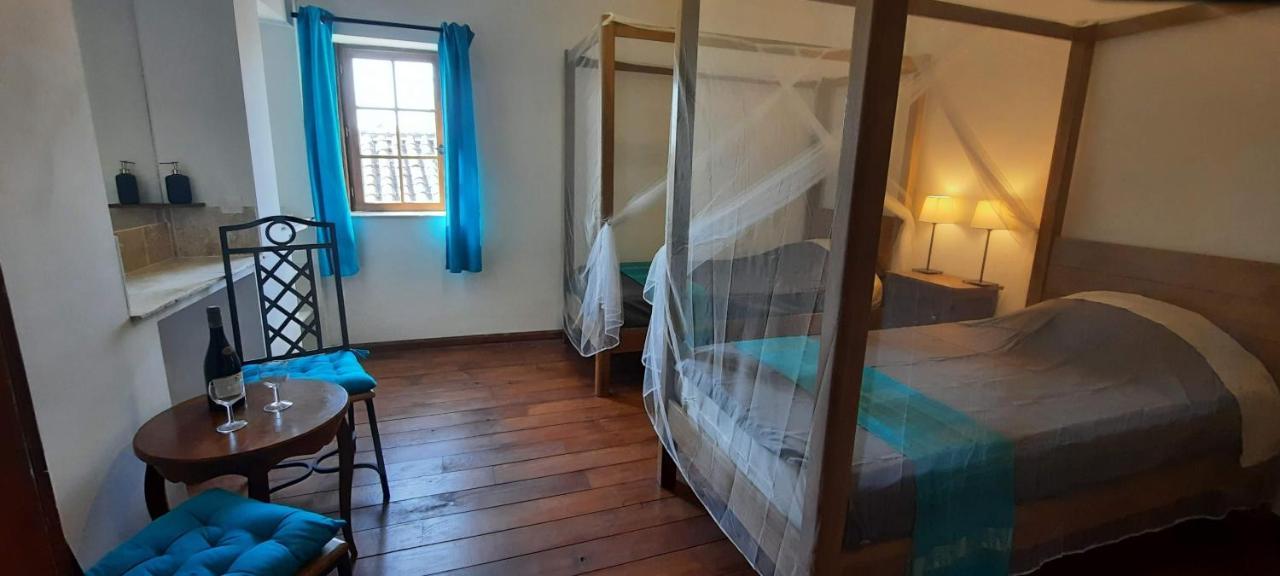 Le Fort D'Issigeac Chambres D'Hotes 外观 照片